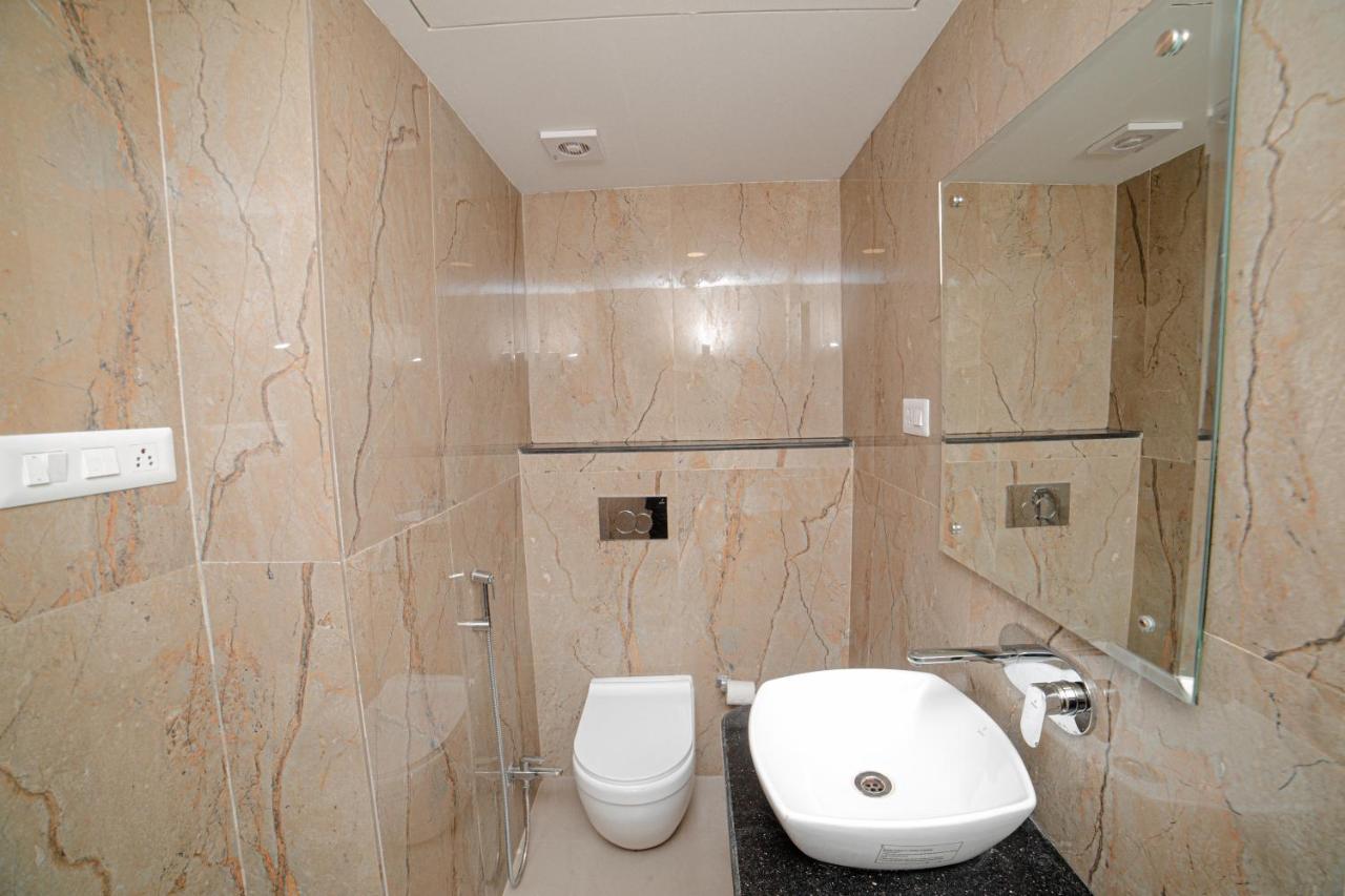 Отель Pearl Courtyard Варанаси Экстерьер фото