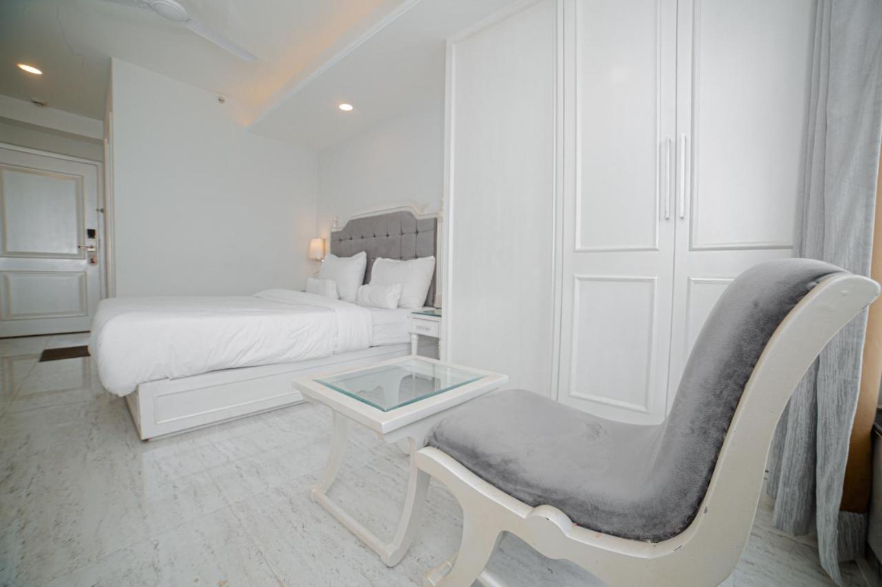 Отель Pearl Courtyard Варанаси Экстерьер фото
