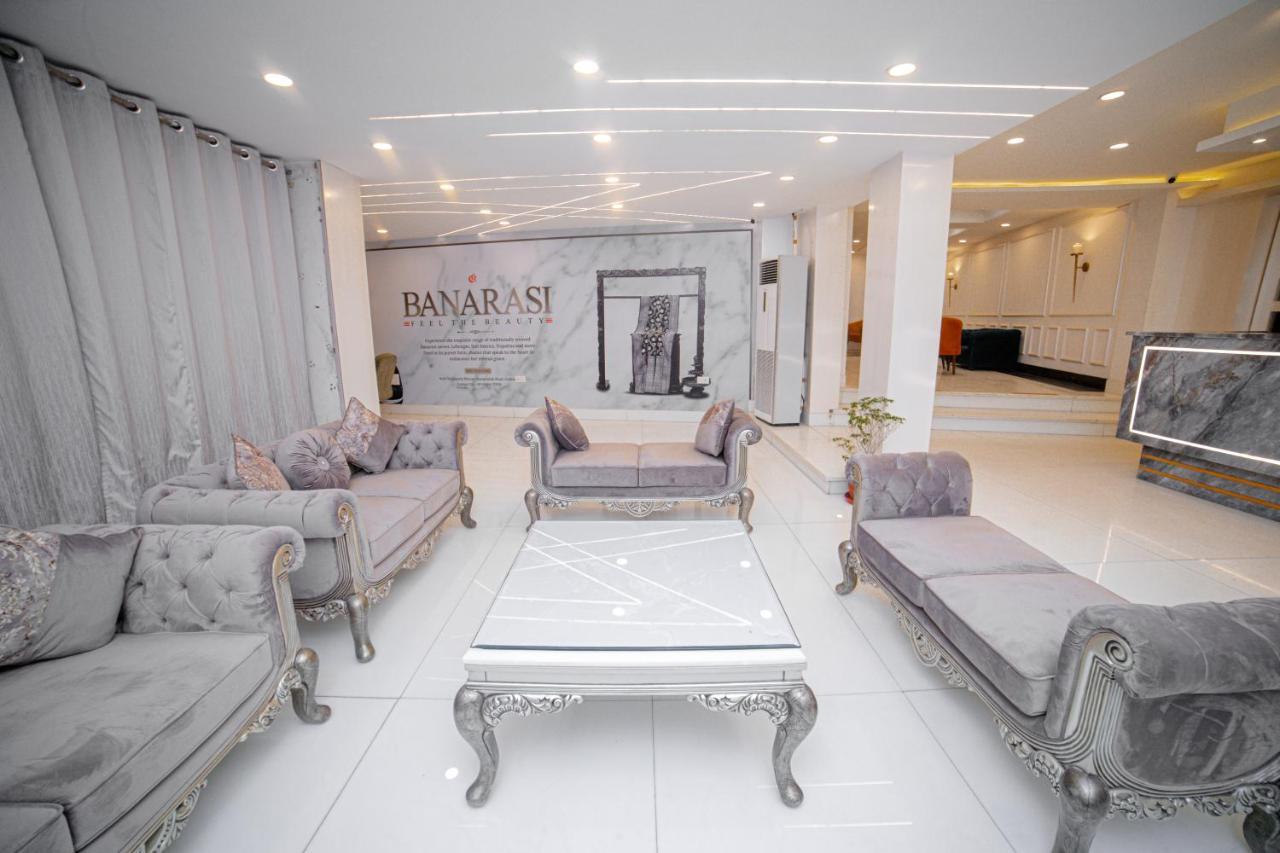 Отель Pearl Courtyard Варанаси Экстерьер фото
