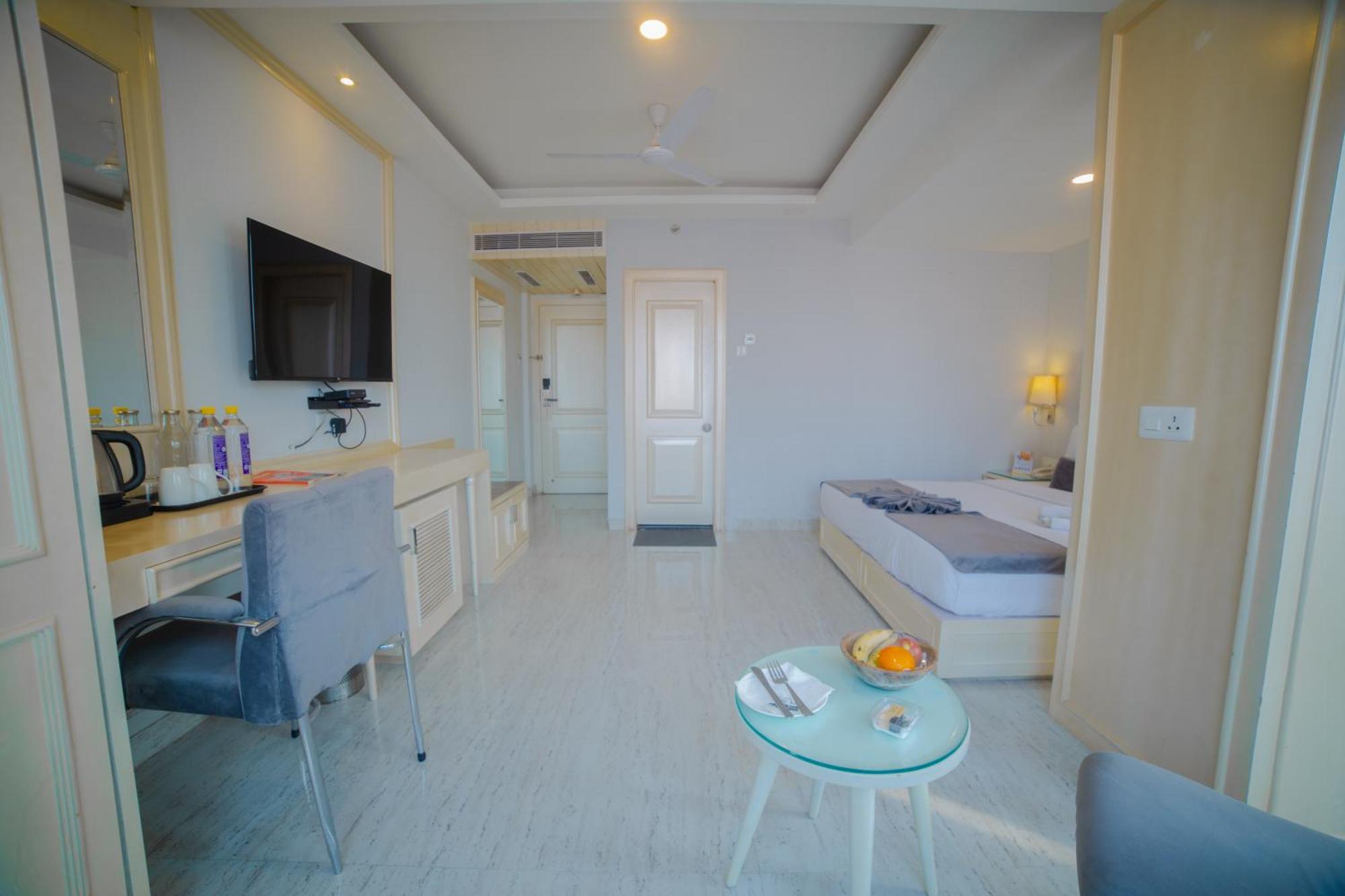 Отель Pearl Courtyard Варанаси Экстерьер фото